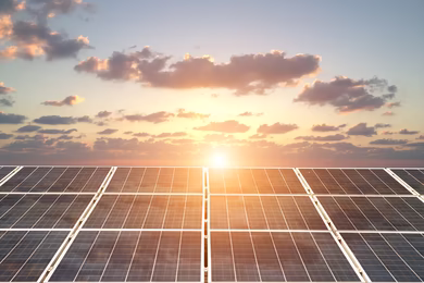 Sonnenkollektoren erneuerbare Energien Sonnenuntergang – Stockfoto Fotografie-ID:1308400847 - Bildnachweis:alexsl