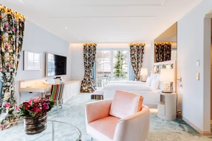 Attersee am Wörthersee - Junior Suite im Christian Lacroix Look 