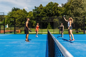 Trendsportart Paddle Tennis im Schloss Seefels