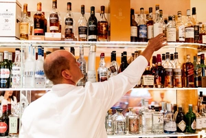 There are more than 80 whiskey varieties in the Schlossbar