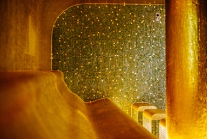 Golden salt laconium in the luxury spa on the Wörthersee