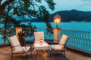Aperitif auf der Seeterrasse