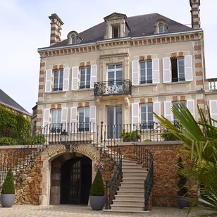 Château Champagne Bollinger