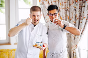 Jürgen Fasching & Yod Sornrabiap | Schloss Seefels - Porto Bello