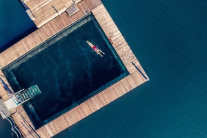 Schwimmen im 28 Grad warmen Seewasser