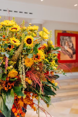 Sonnenblumengruß in der Hotellobby